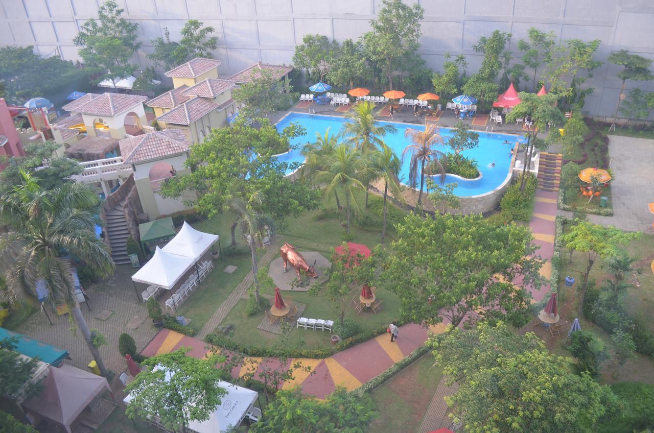 Ibis Budget Cikarang Festival Bekasi Extérieur photo